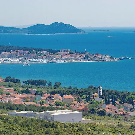 Beautiful In Donje Rastane